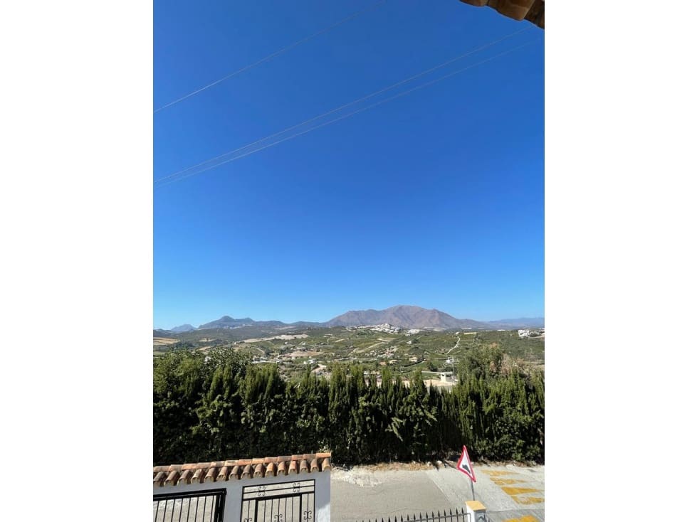 4 soveværelse Rækkehus til salg i Manilva med swimmingpool - € 394.990 (Ref: 7798973)