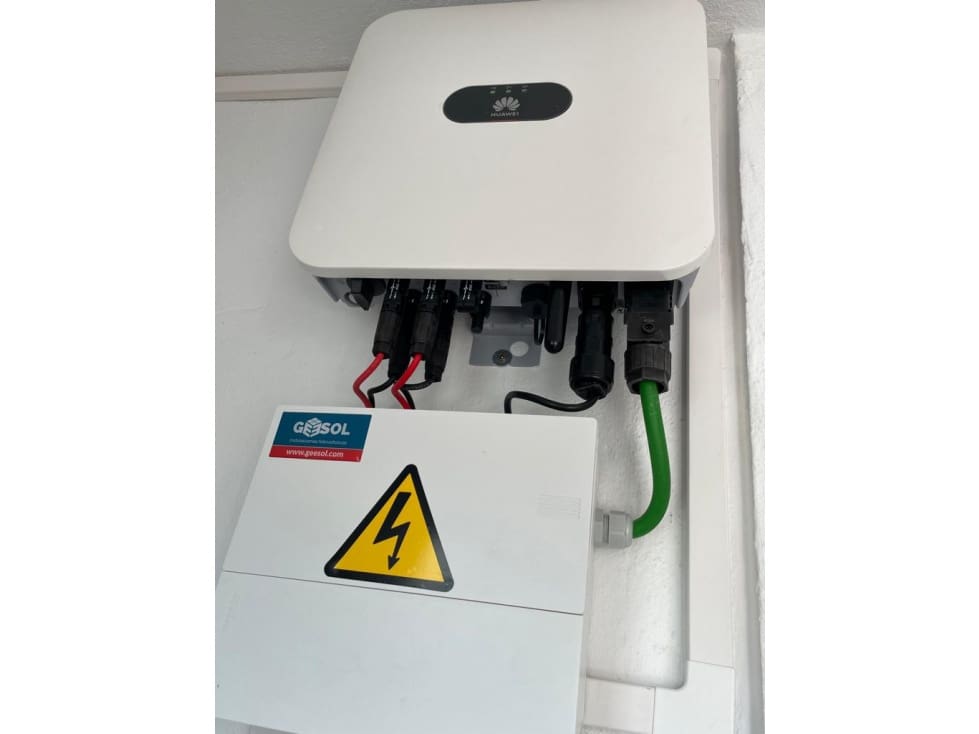 4 soveværelse Rækkehus til salg i Manilva med swimmingpool - € 394.990 (Ref: 7798973)