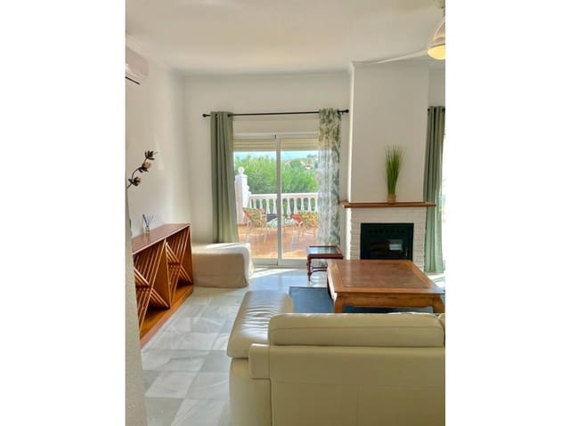 4 makuuhuone Rivitalo myytävänä paikassa Manilva Pueblo, Manilva mukana uima-altaan - 394 990 € (Ref: 7798973)