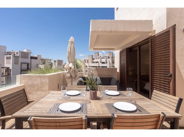 2 soveværelse Penthouse til salg i Zona de Punta Plata, Estepona med swimmingpool - € 630.000 (Ref: 8829272)