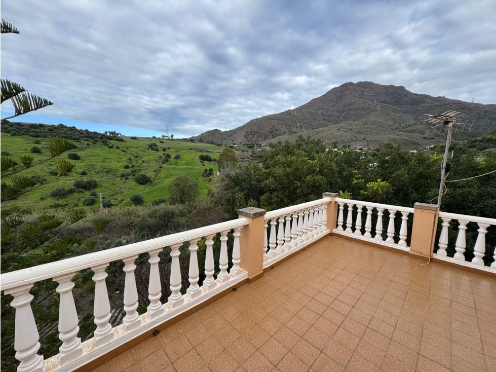4 quarto Quinta/Casa Rural para venda em Estepona - 590 000 € (Ref: 8829274)