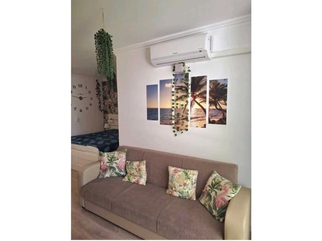 1 soveværelse Lejlighed til salg i Santa Cruz de Tenerife med swimmingpool - € 191.990 (Ref: 9074863)