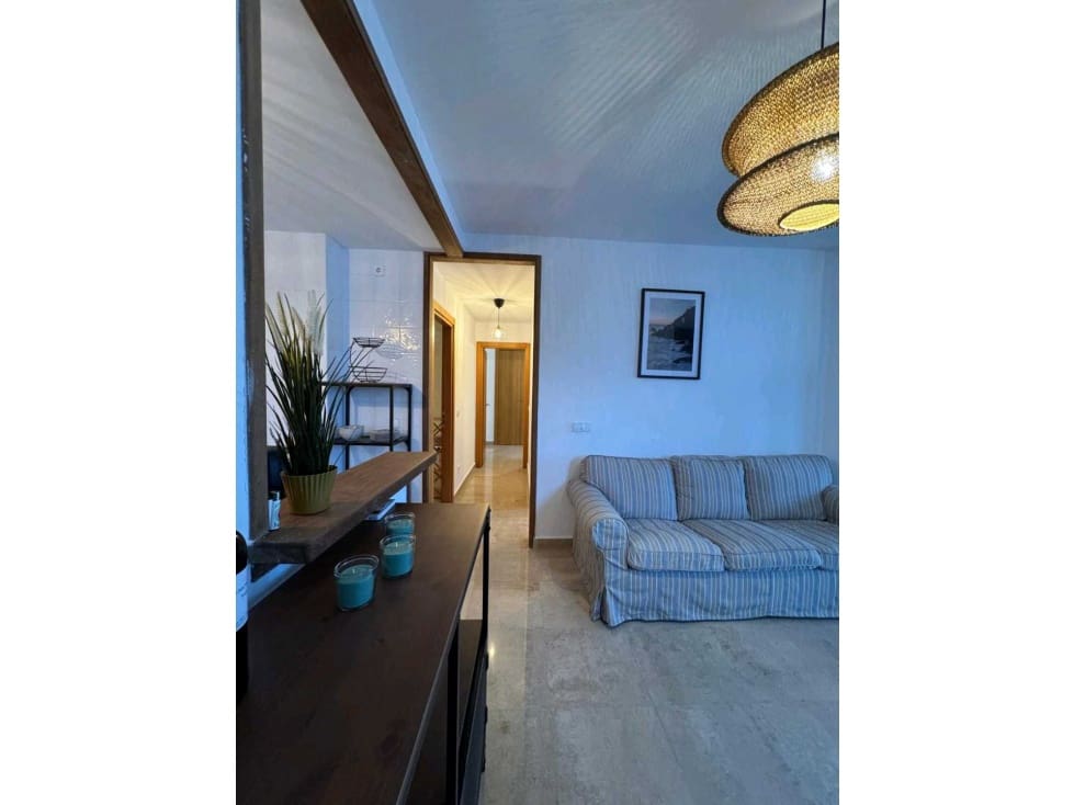 2 soverom Leilighet til salgs i Manilva med svømmebasseng - € 208 990 (Ref: 9074864)