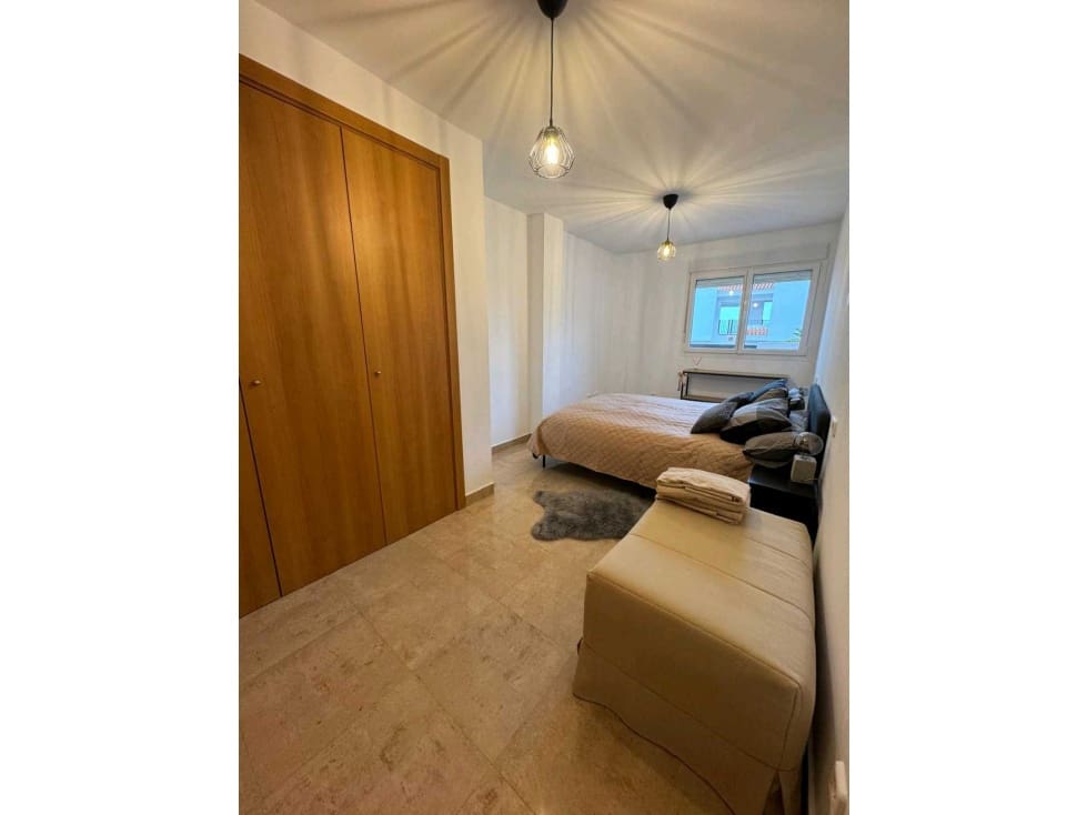 2 soverom Leilighet til salgs i Manilva med svømmebasseng - € 208 990 (Ref: 9074864)