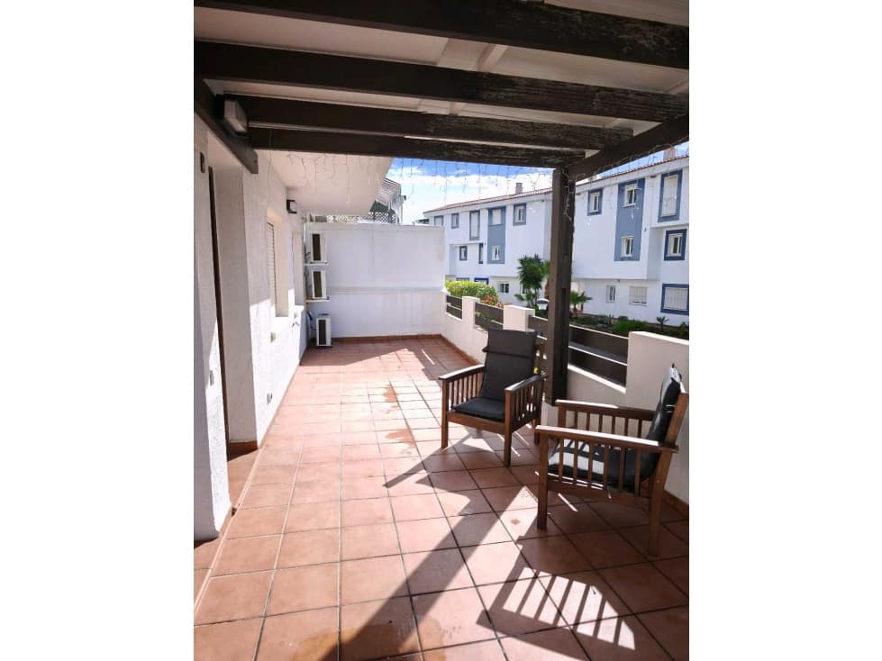 2 soverom Leilighet til salgs i Manilva med svømmebasseng - € 208 990 (Ref: 9074864)