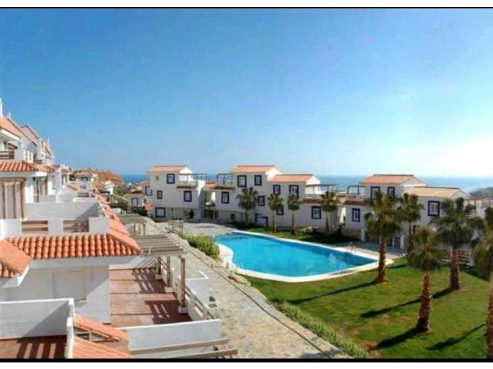 2 soverom Leilighet til salgs i Manilva med svømmebasseng - € 208 990 (Ref: 9074864)