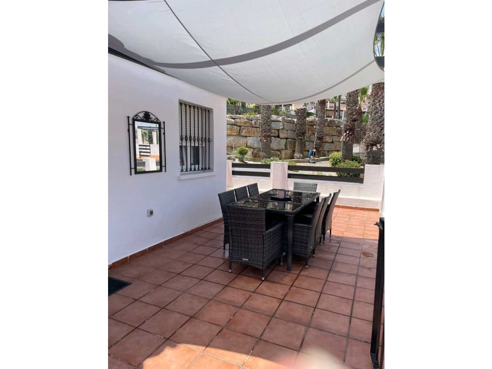 2 makuuhuone Huoneisto myytävänä paikassa Manilva mukana uima-altaan - 264 990 € (Ref: 9110061)