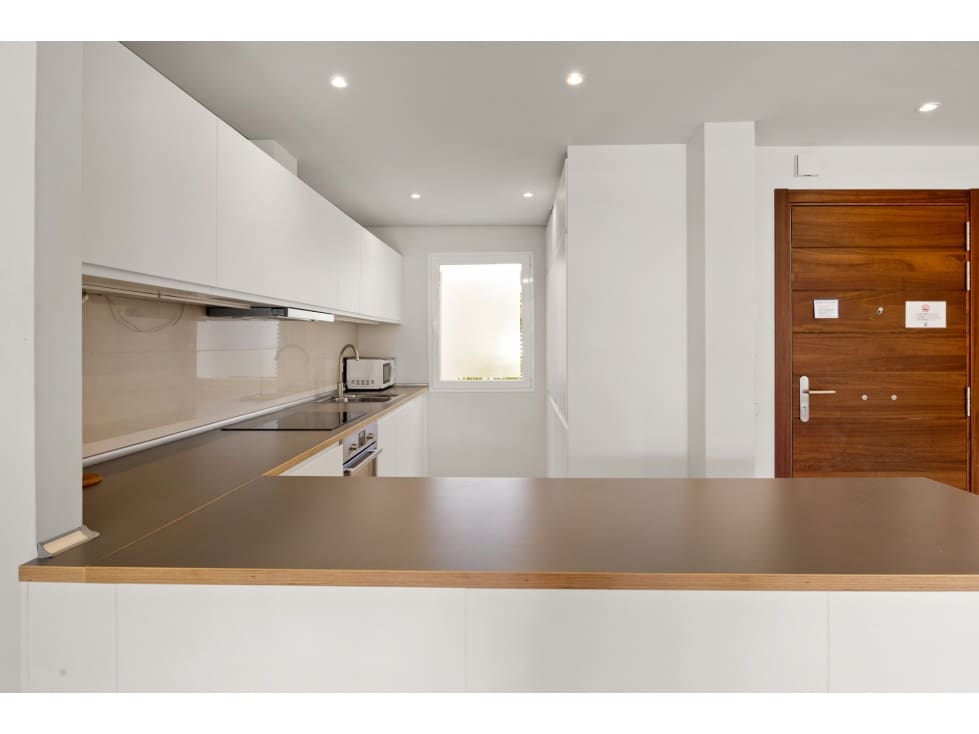 2 soveværelse Lejlighed til salg i Estepona med swimmingpool - € 390.000 (Ref: 9393994)