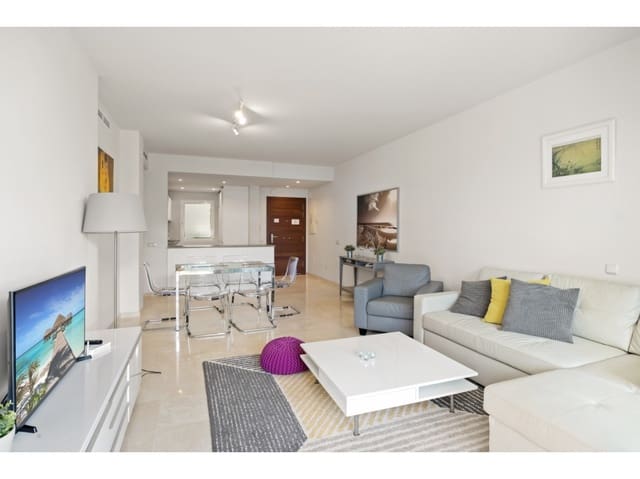 2 soveværelse Lejlighed til salg i Altos de Estepona, Estepona med swimmingpool - € 390.000 (Ref: 9393994)