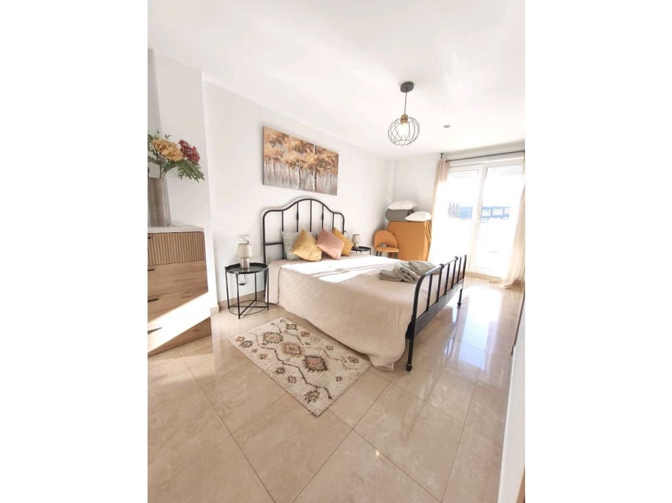 2 sypialnia Apartament na sprzedaż w Manilva z basenem - 249 990 € (Ref: 9398587)