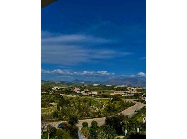 3 bedroom Apartment for rent in Alcorrín, Manilva - € 1,400 (Ref: 9437529)