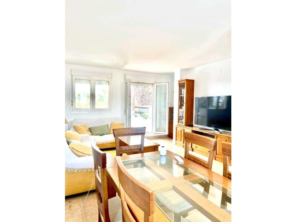 3 soveværelse Lejlighed til leje i Manilva - € 1.400 (Ref: 9437529)