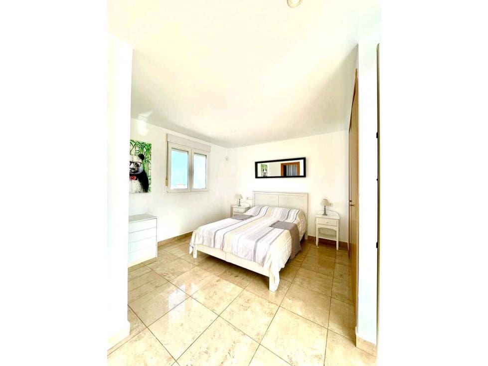 3 soveværelse Lejlighed til leje i Manilva - € 1.400 (Ref: 9437529)