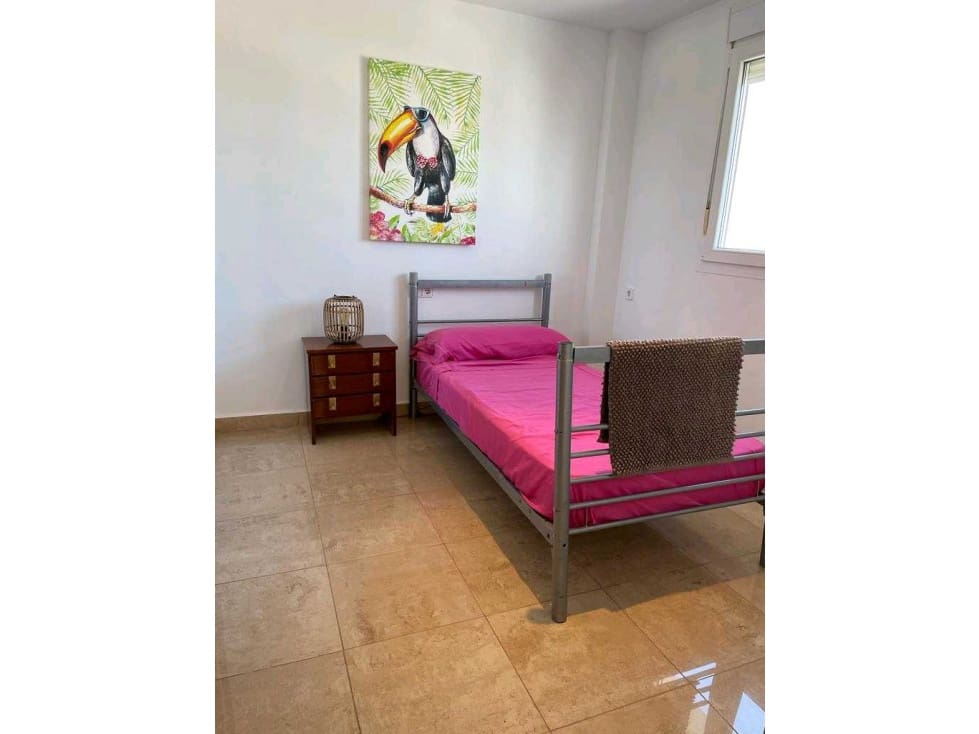 3 soveværelse Lejlighed til leje i Manilva - € 1.400 (Ref: 9437529)