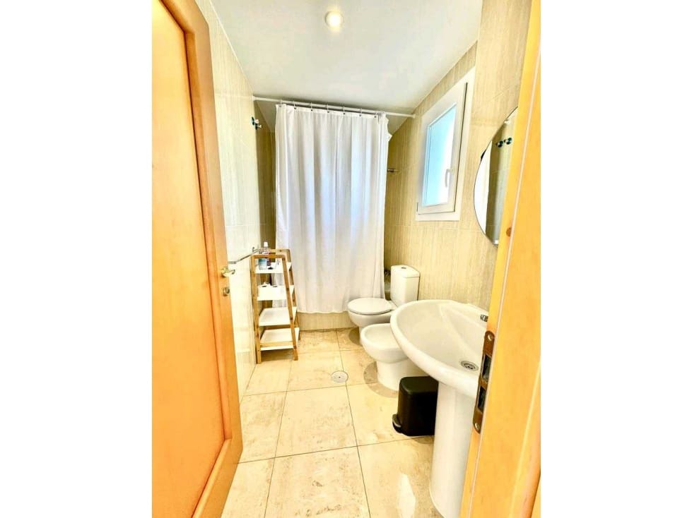 3 soveværelse Lejlighed til leje i Manilva - € 1.400 (Ref: 9437529)