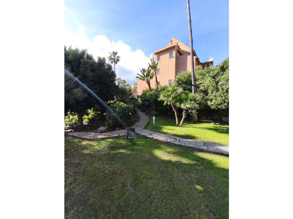 2 bedroom Apartment for sale in Casares with pool - € 254,990 (Ref: 9519027)