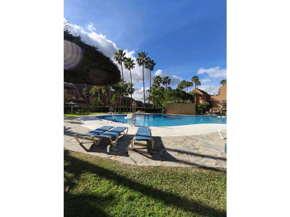 2 bedroom Apartment for sale in Casares with pool - € 254,990 (Ref: 9519027)