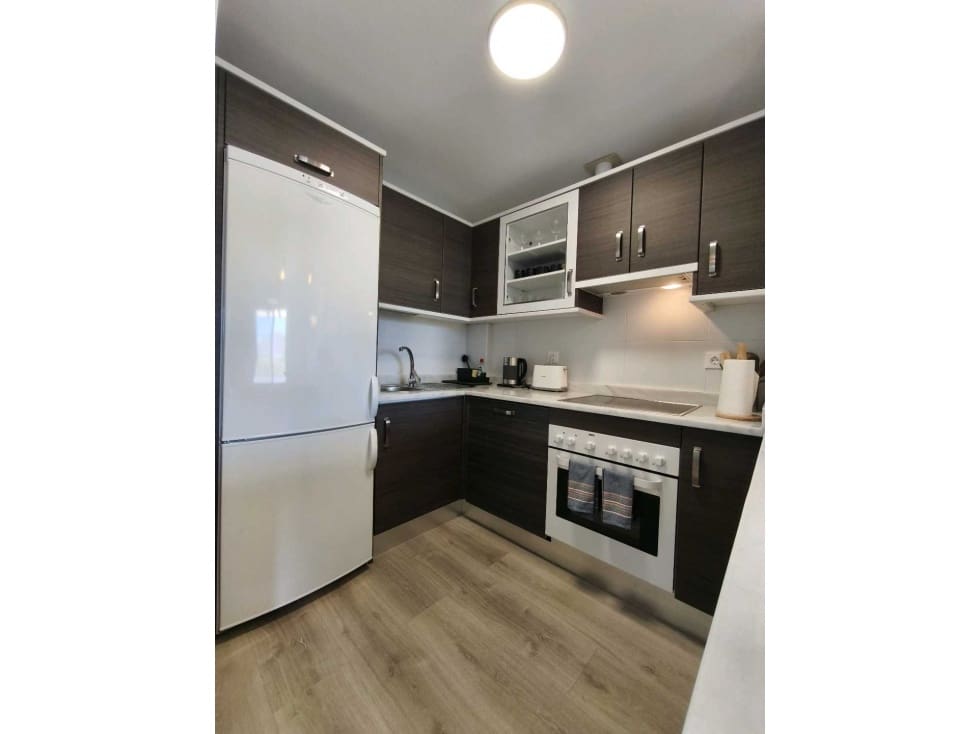 2 soveværelse Penthouse til salg i Manilva med swimmingpool - € 244.990 (Ref: 9541739)