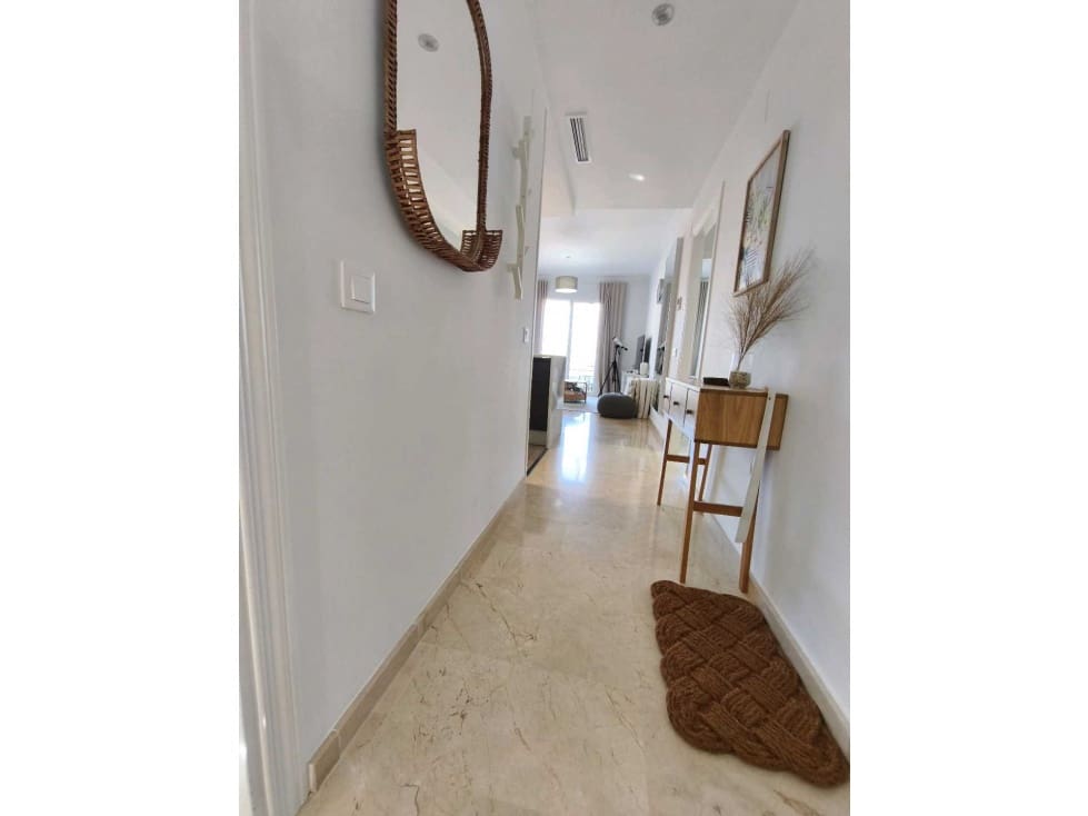 2 soveværelse Penthouse til salg i Manilva med swimmingpool - € 244.990 (Ref: 9541739)