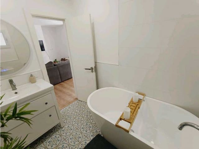 2 soverom Finca/Herregård til salgs i Castillo de la Duquesa, Manilva - € 459 990 (Ref: 9772713)