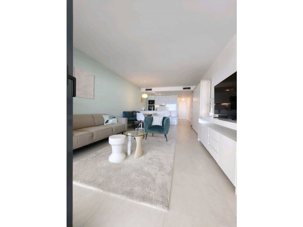 2 soverom Leilighet til salgs i Manilva med svømmebasseng - € 519 990 (Ref: 9777661)