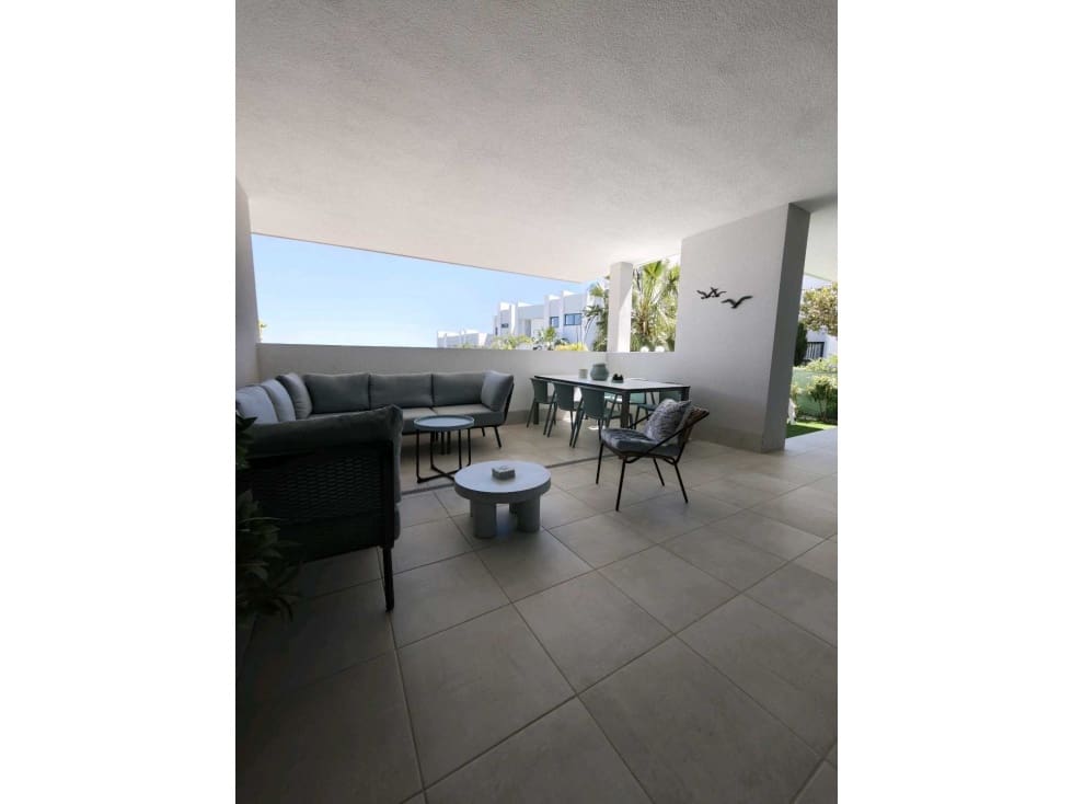 2 soverom Leilighet til salgs i Manilva med svømmebasseng - € 519 990 (Ref: 9777661)