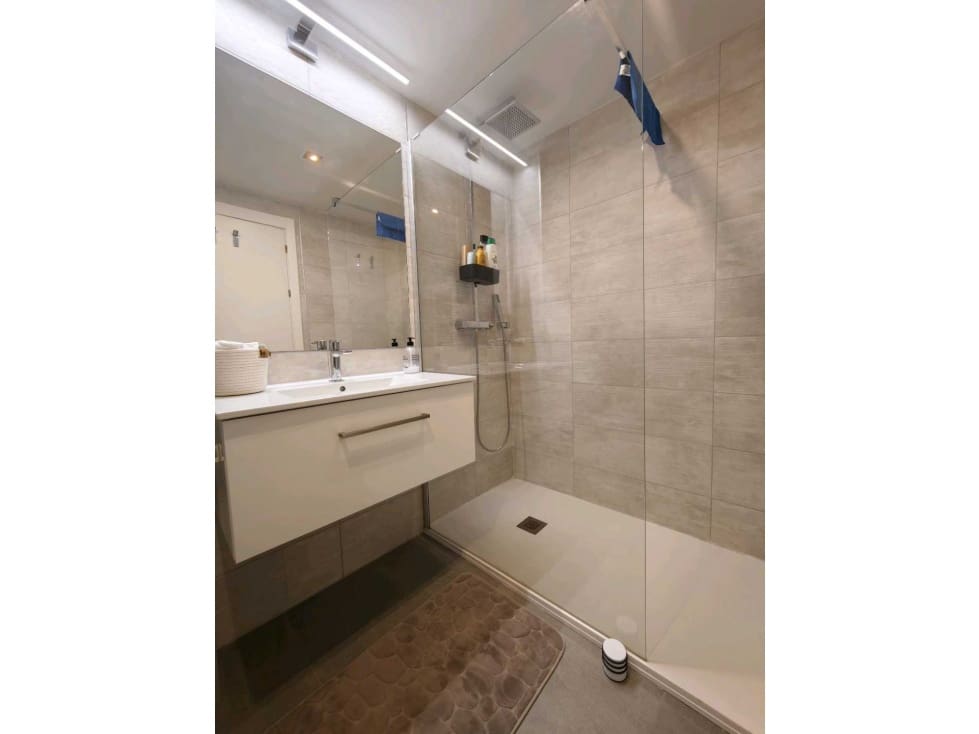 2 soverom Leilighet til salgs i Manilva med svømmebasseng - € 559 990 (Ref: 9777662)