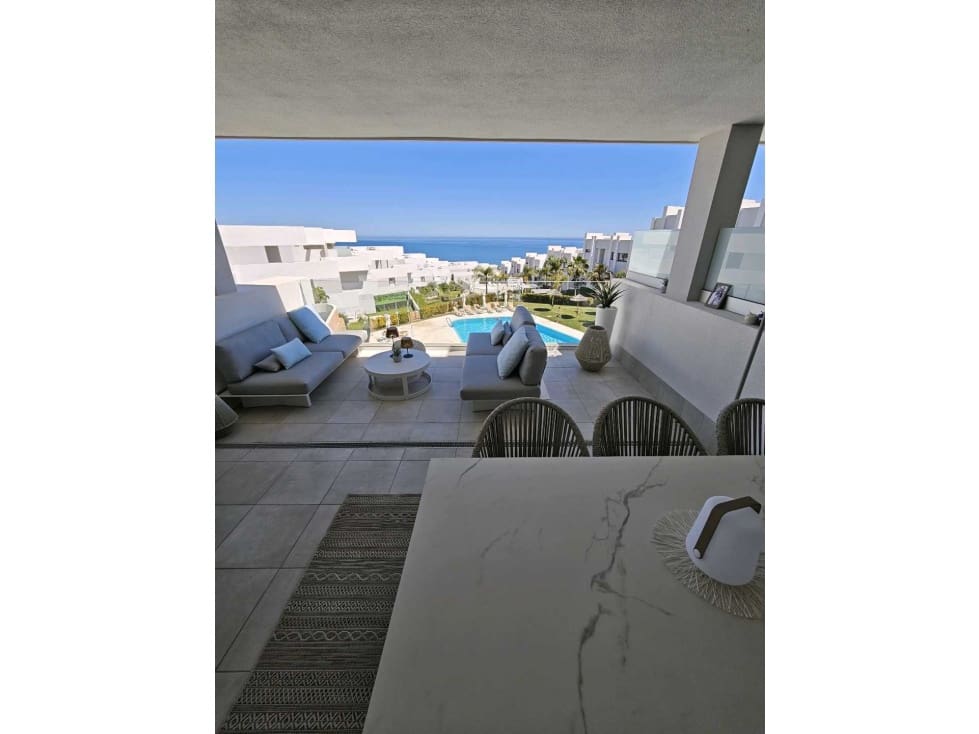 2 soverom Leilighet til salgs i Manilva med svømmebasseng - € 559 990 (Ref: 9777662)