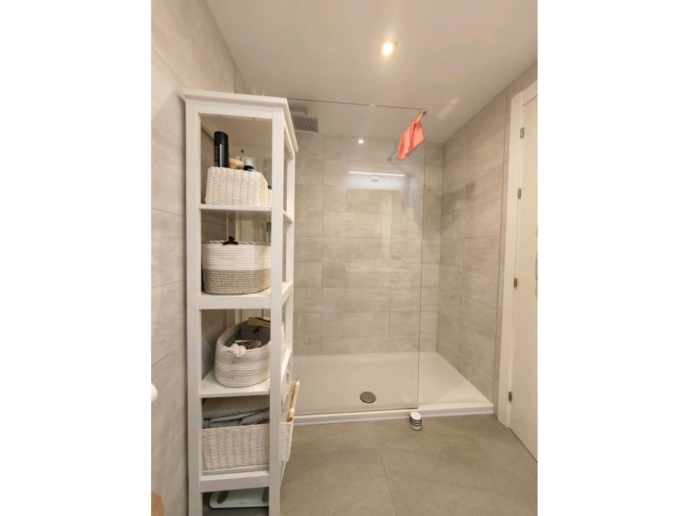 2 soverom Leilighet til salgs i Manilva med svømmebasseng - € 559 990 (Ref: 9777662)