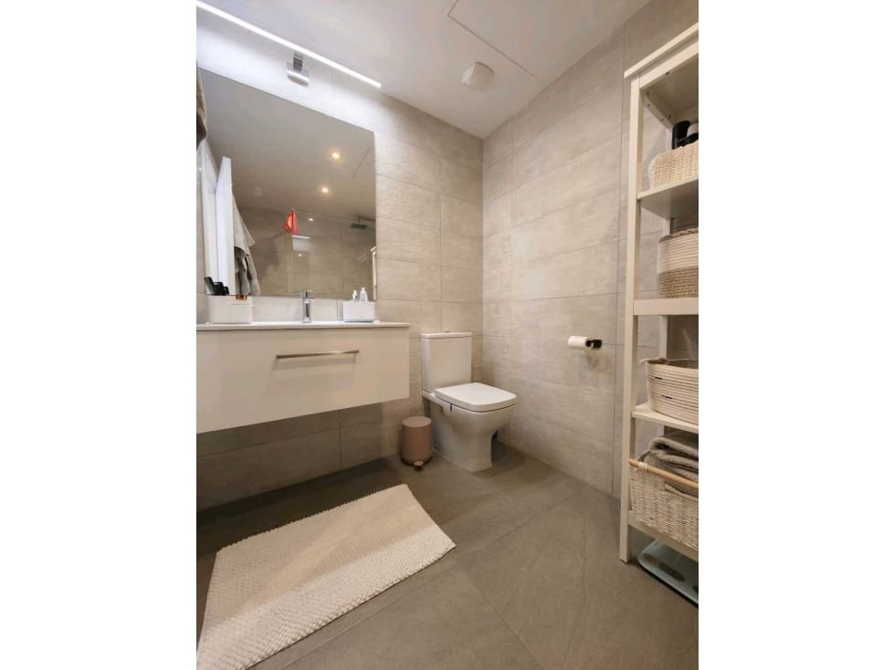 2 soverom Leilighet til salgs i Manilva med svømmebasseng - € 559 990 (Ref: 9777662)