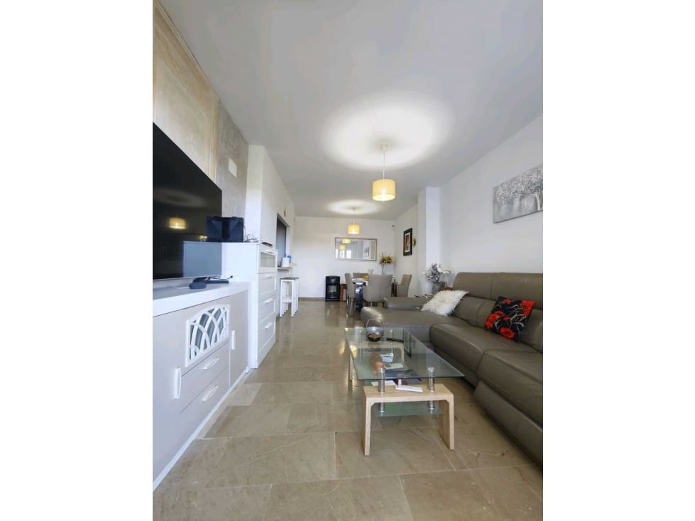 2 bedroom Apartment for sale in Manilva with pool - € 295,000 (Ref: 9819633)