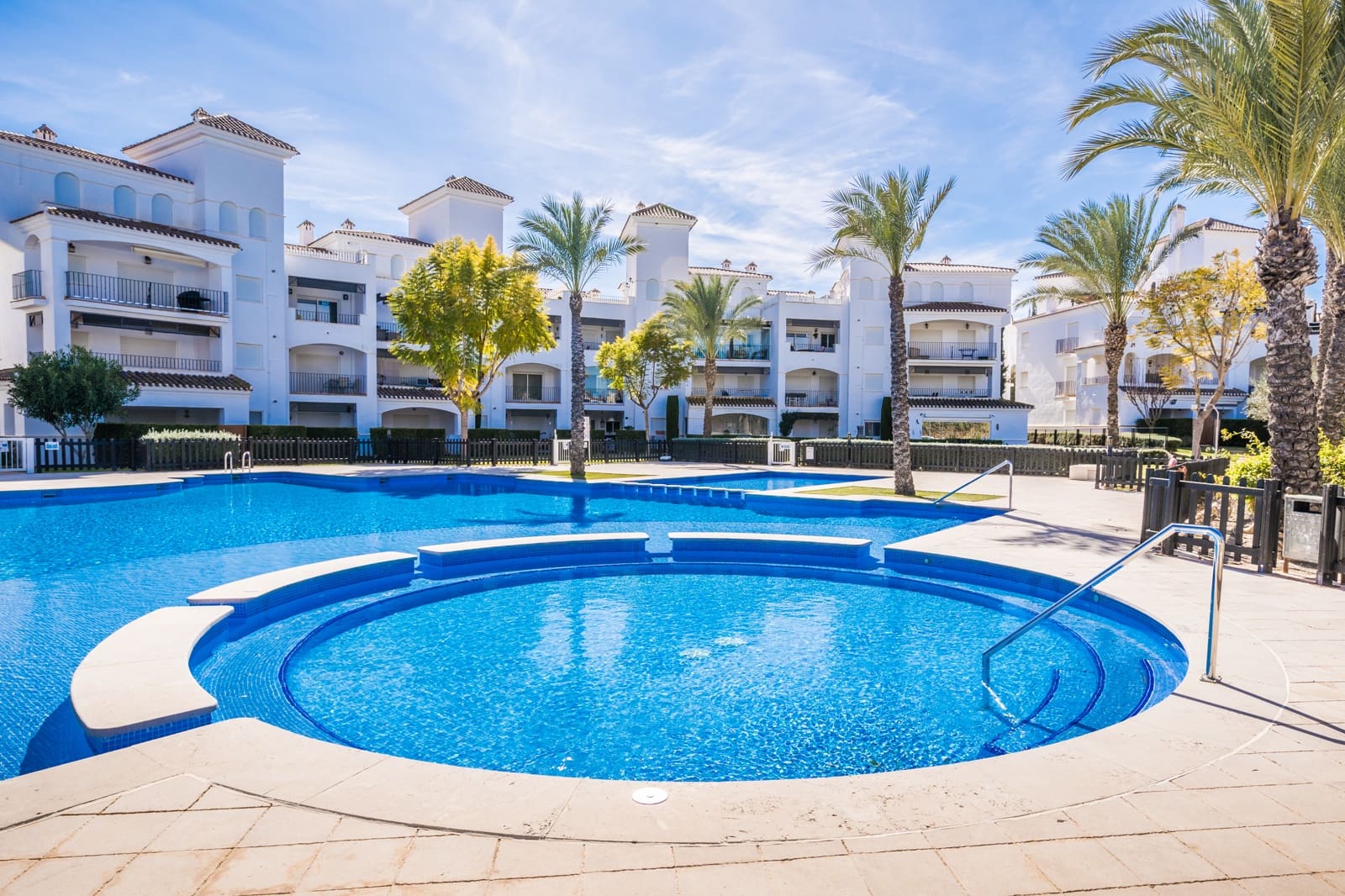 2 soveværelse Lejlighed til salg i La Torre Golf Resort med swimmingpool - € 5.000 (Ref: 7002451)