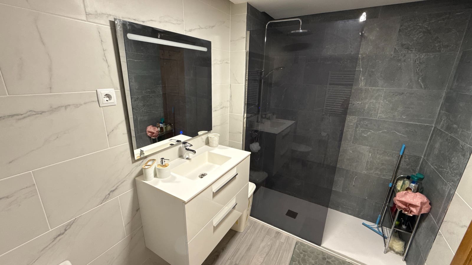 2 soveværelse Lejlighed til salg i Roldan med swimmingpool garage - € 129.950 (Ref: 9288372)