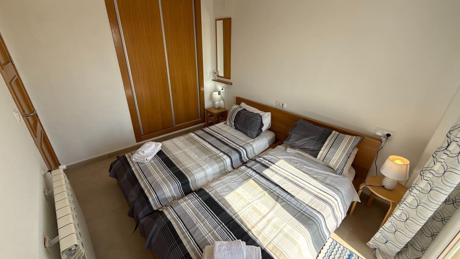 2 soveværelse Lejlighed til salg i Roldan med swimmingpool garage - € 129.950 (Ref: 9288372)