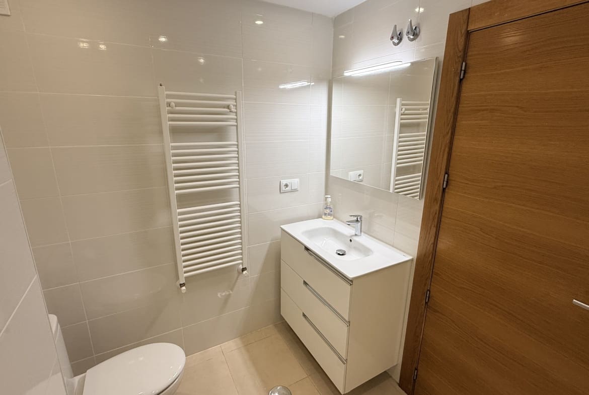 2 bedroom Apartment for sale in Avileses - € 162,000 (Ref: 9737168)