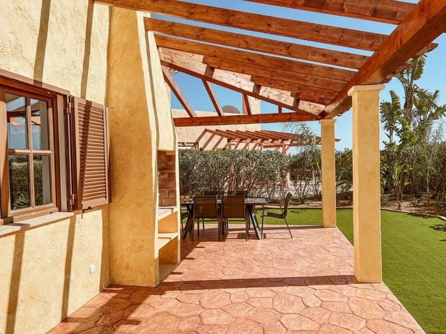 4 soverom Villa til salgs i Villaricos, Cuevas del Almanzora med svømmebasseng - € 406 850 (Ref: 9092278)