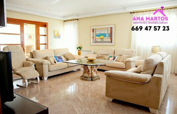 7 soveværelse Villa til salg i Calabardina med swimmingpool garage - € 500.000 (Ref: 6932750)