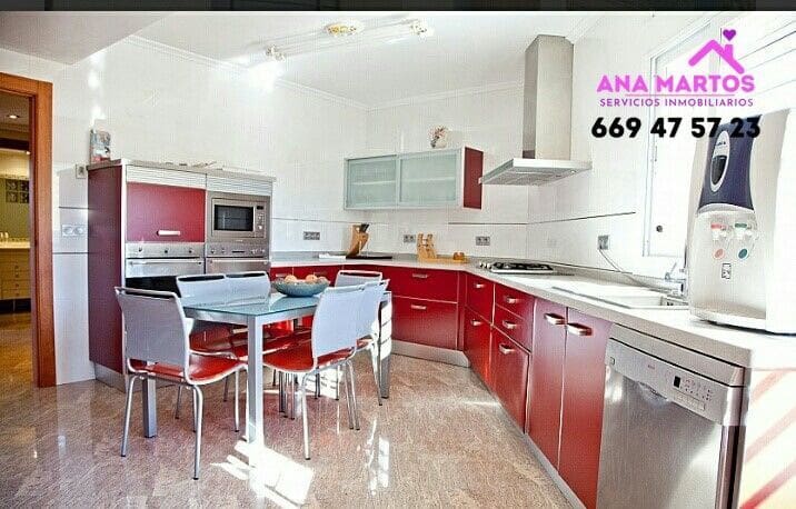 7 soveværelse Villa til salg i Calabardina med swimmingpool garage - € 500.000 (Ref: 6932750)