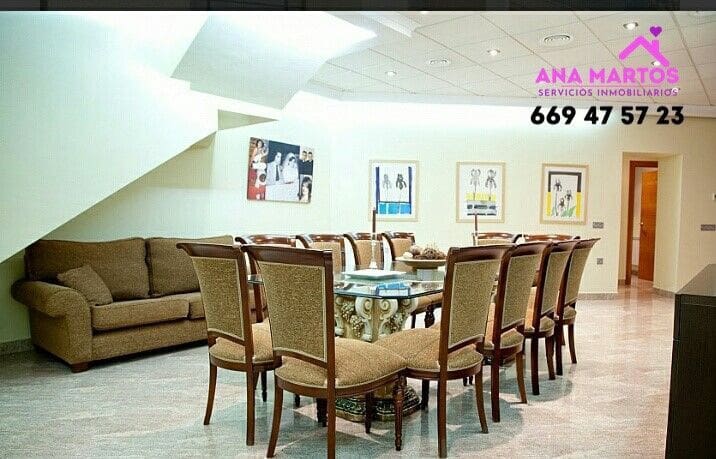 7 soveværelse Villa til salg i Calabardina med swimmingpool garage - € 500.000 (Ref: 6932750)