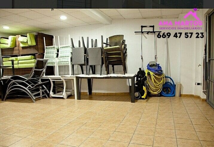 7 soveværelse Villa til salg i Calabardina med swimmingpool garage - € 500.000 (Ref: 6932750)