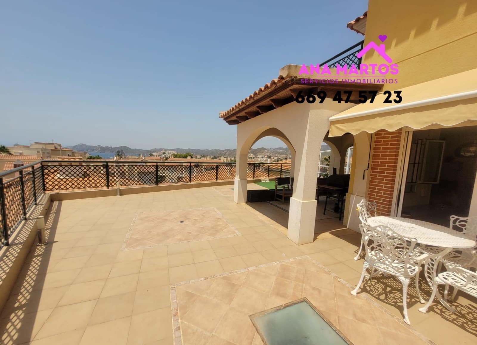 4 soverom Hus til salgs i Calabardina med svømmebasseng garasje - € 330 000 (Ref: 7684147)