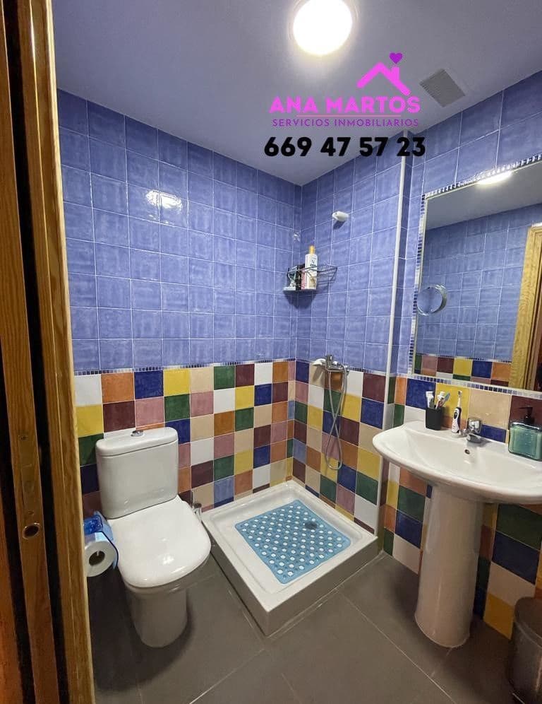 4 soveværelse Lejlighed til salg i La Hoya med garage - € 149.999 (Ref: 7732824)