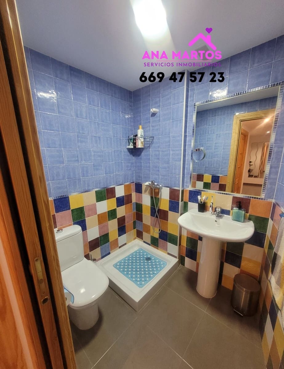 4 soveværelse Lejlighed til salg i La Hoya med garage - € 149.999 (Ref: 7732824)