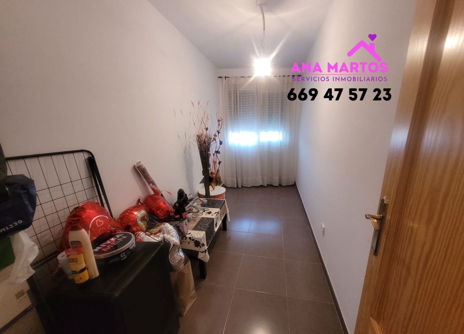 4 soveværelse Lejlighed til salg i La Hoya med garage - € 149.999 (Ref: 7732824)