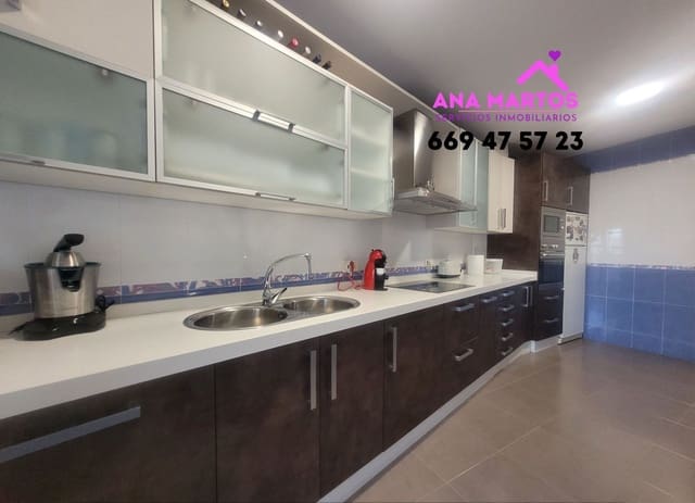 4 makuuhuone Asunto myytävänä paikassa La Hoya, Lorca mukana 
autotalli - 149 999 € (Ref: 7732824)