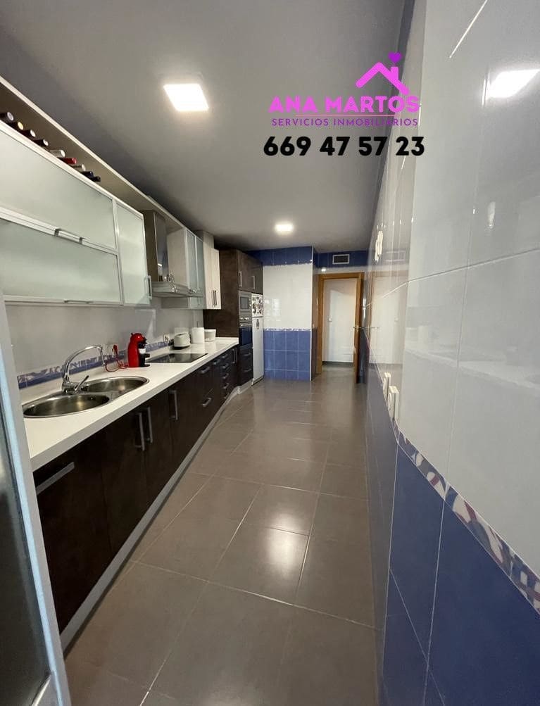 4 soveværelse Lejlighed til salg i La Hoya med garage - € 149.999 (Ref: 7732824)