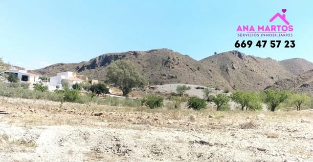 3 soveværelse Finca/Landehus til salg i Purias, Lorca med swimmingpool garage - € 225.000 (Ref: 8149838)