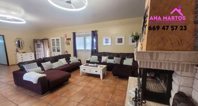 4 makuuhuone Huvila myytävänä paikassa Las Majadas - Las Molinetas - Labradorcico, Aguilas mukana uima-altaan 
autotalli - 380 000 € (Ref: 8245335)