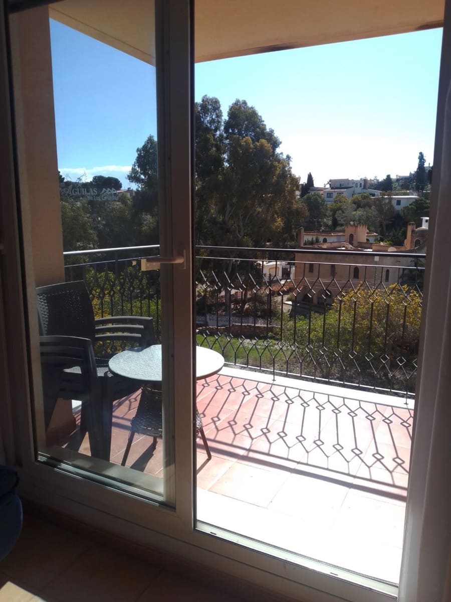 2 soverom Leilighet til salgs i Los Collados med svømmebasseng garasje - € 115 000 (Ref: 8945946)