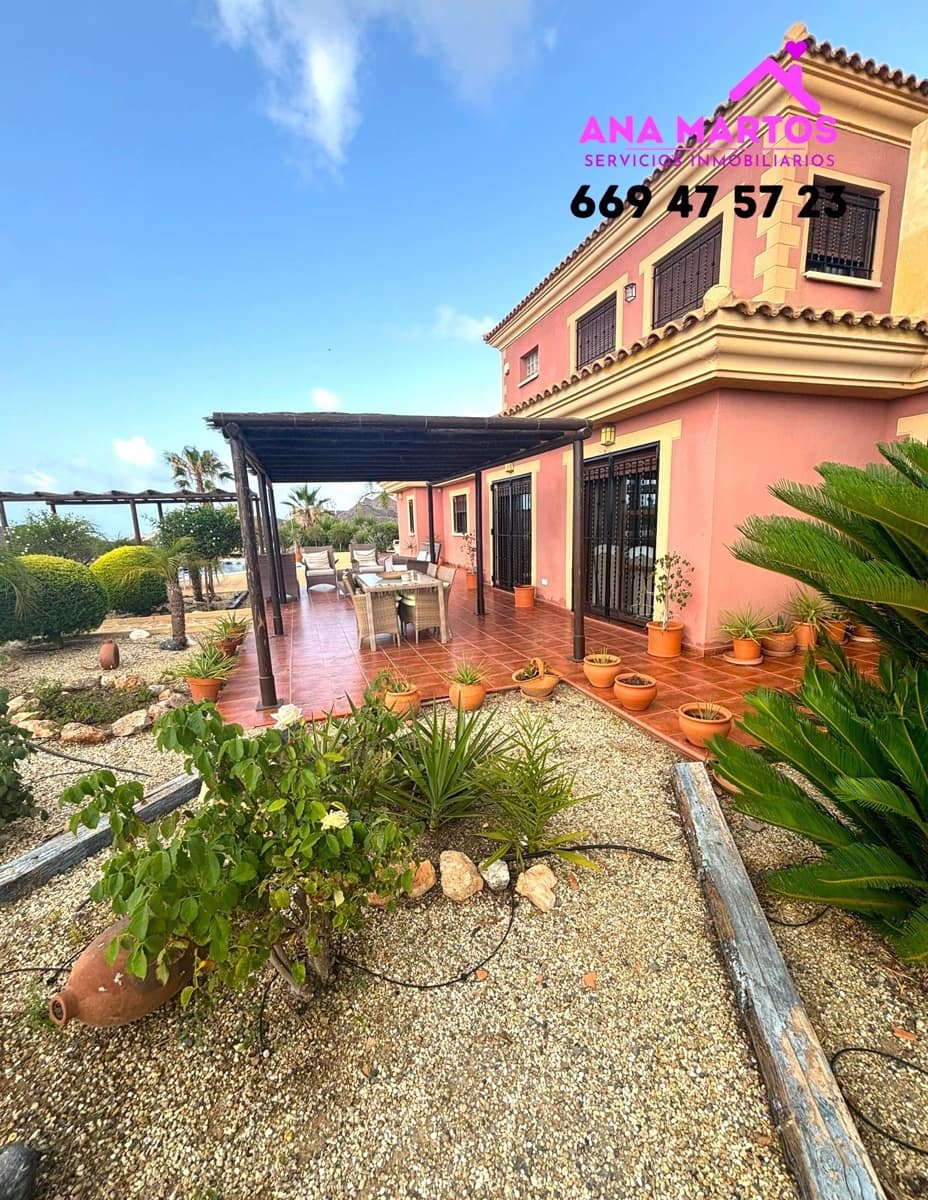 5 soveværelse Villa til salg i Aguilas med swimmingpool garage - € 880.000 (Ref: 9118559)